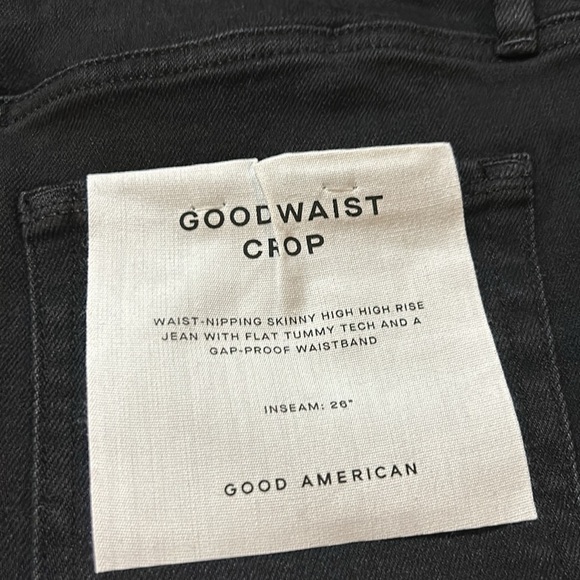 Good American Good Waist Crop. NWT. 8/29 - Picture 5 of 9